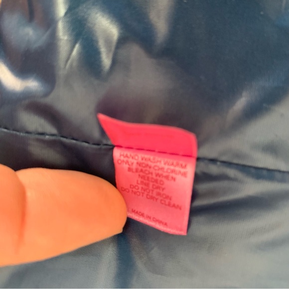 PINK Victoria’s Secret Packable Flannel Sleeping Bag - Picture 8 of 8